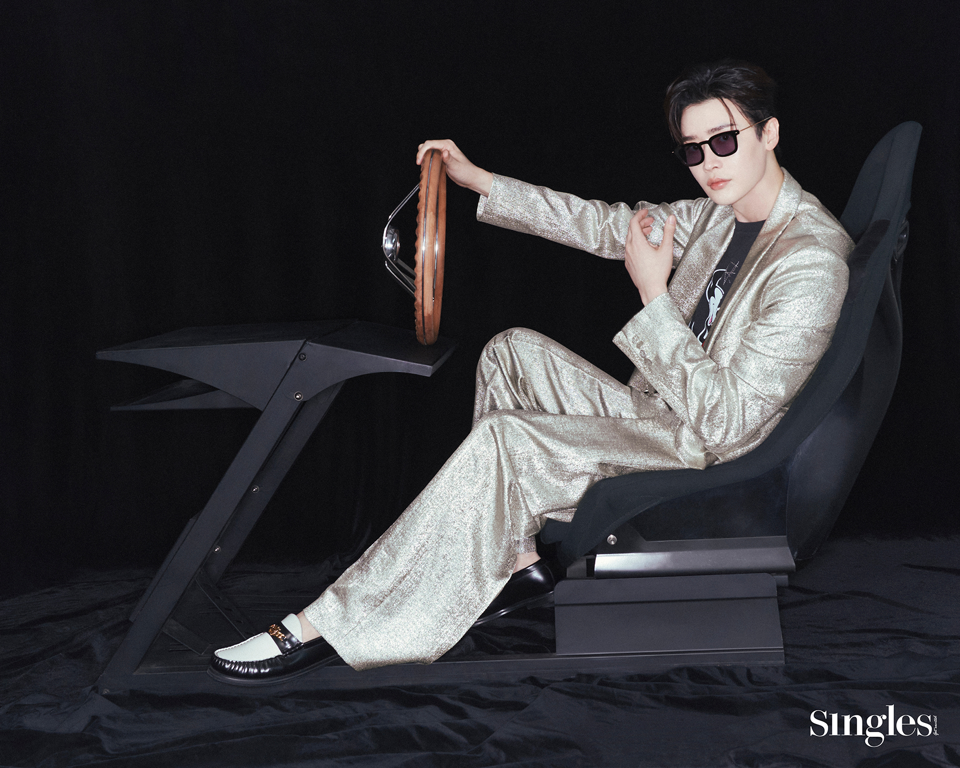 배우 이종석의 싱글즈 화보, 이종석, 서초동 이종석, 이종석 안경, 이종석 드라마.